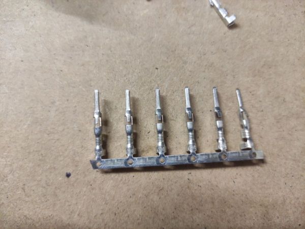 PIN MINI ISO konektoru samec