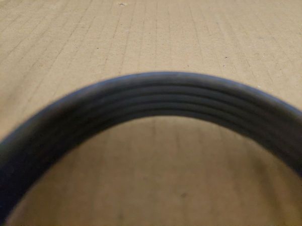 OZUBENÝ KLÍNOVÝ ŘEMEN