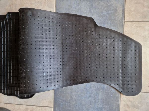 Sada gumových koberců PETEX - Volkswagen Passat B5 (1996-2005)