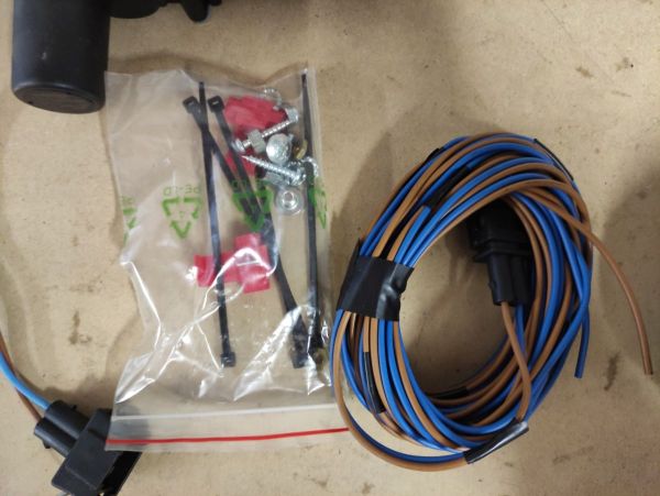 Servomotor centrálního zamykání OCTAVIA