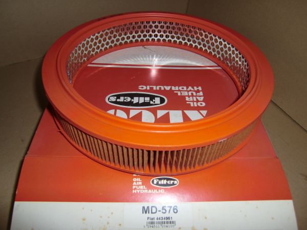 Vzduchový filtr pro vozy: FIAT 131, REGATA, RITMO, UNO, X 1/9 1.1-1.6 11.78-12.93