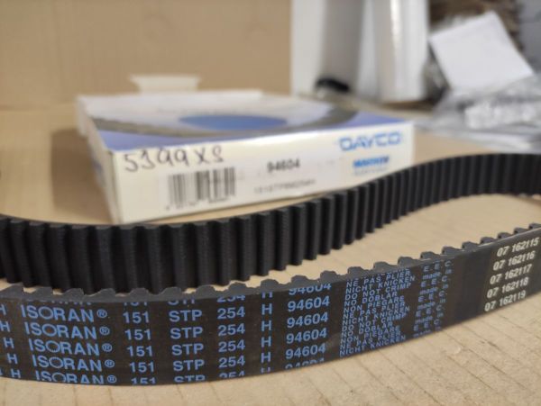 OZUBENÝ KLÍNOVÝ ŘEMEN