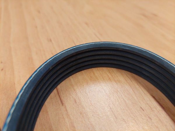 OZUBENÝ KLÍNOVÝ ŘEMEN