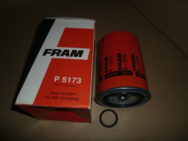 Palivový filtr ISUZU GEMINI, MIDI; KIA CERES, K2700, PREGIO; MITSUBISHI COLT II, COLT III, GALANT III, GALANT IV, GALANT V, GALANT VI, LANCER III, LANCER IV, LANCER V, SPACE 1.5D-2.7D 01.84-