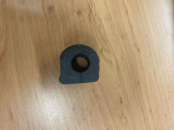 DRŽÁK, PŘÍCNÝ STABILIZÁTOR