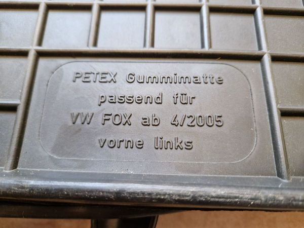 Sada gumových koberců VW Polo/Fox ,Seat Cordoba