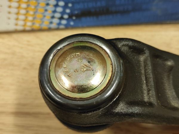 Kloub RTS - FORD (Chybí šrouby)