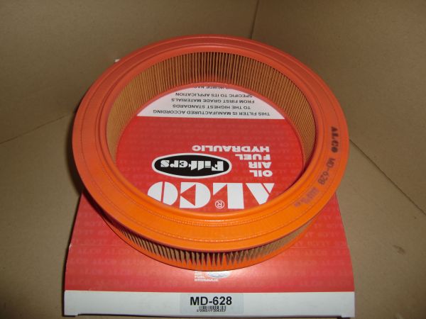 Vzduchový filtr pro vozy: VOLVO 440, 460; HONDA ACCORD II; RENAULT 11, 19 I, 19 II, 19 II CHAMADE, 21, 9, CLIO I, MEGANE I, MEGANE I CLASSIC, MEGANE SCENIC, RAPID/MINIVAN 1.2-1.8 09.83-08.03