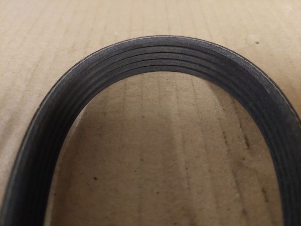 OZUBENÝ KLÍNOVÝ ŘEMEN