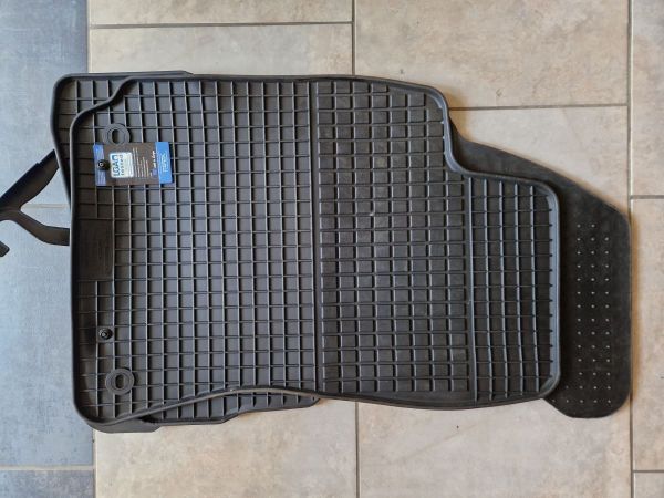 Sada gumových koberců PETEX - Volkswagen Passat B5 (1996-2005)